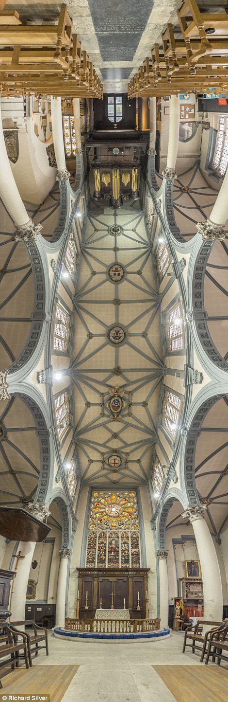 Φωτογραφικό ταξίδι στους καθεδρικούς ναούς της Αγγλίας -Μαγευτικές εικόνες που θυμίζουν καλειδοσκόπιο [εικόνες] | iefimerida.gr 0