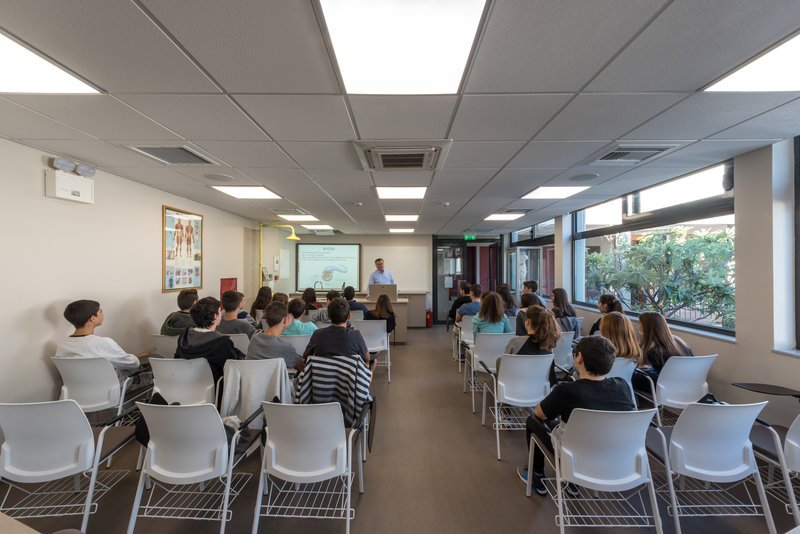 Pierce Leadership Academy: Καλοκαίρι στην Ελλάδα -Ενα ταξίδι στην ηγεσία, το ήθος, την επιστήμη και τις τέχνες | iefimerida.gr 8