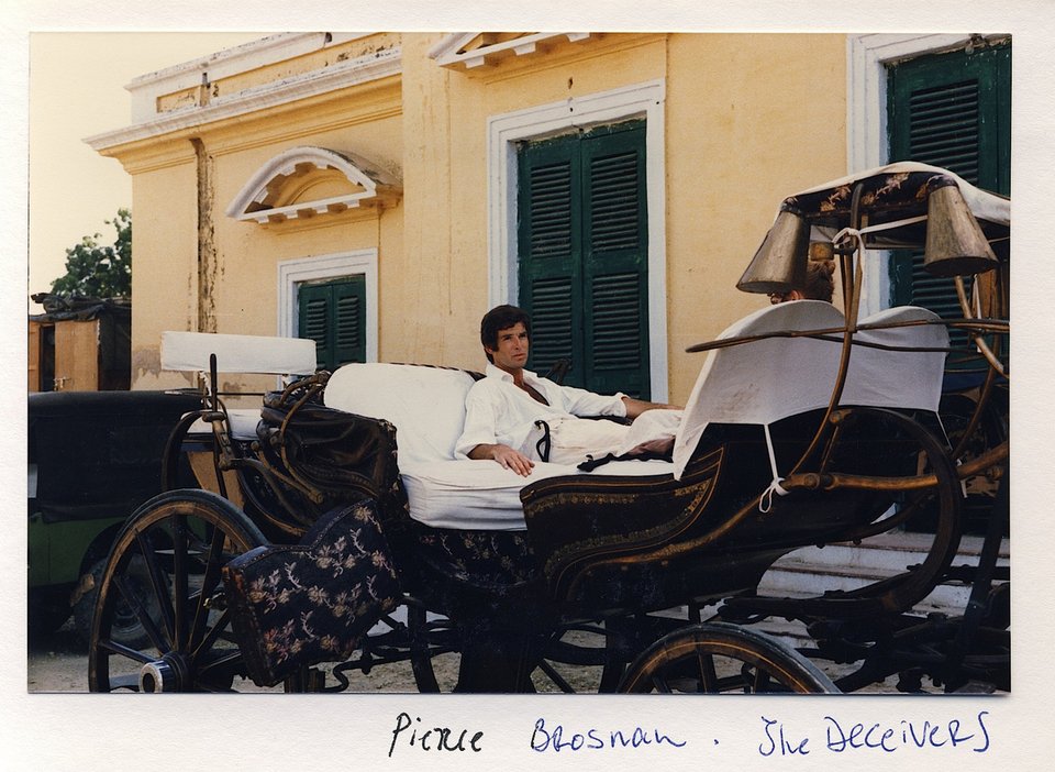 Οι σταρ όπως δεν τους έχουμε ξαναδεί -Ανέκδοτες φωτογραφίες από πάρτι, αγκαλιές και χαλαρές ή ξέφρενες πόζες [εικόνες] | iefimerida.gr 9