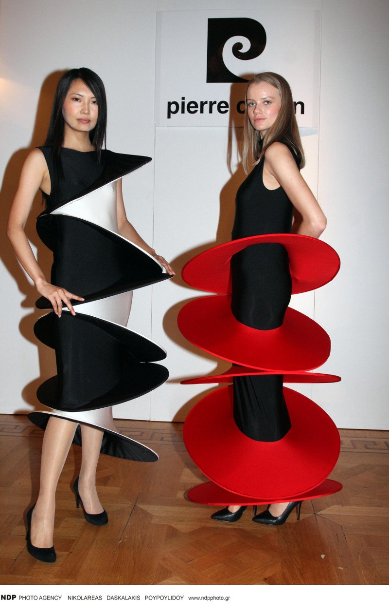 Γαλλικός αέρας στην καρδιά της Αθήνας -Οσα έγιναν στην επίδειξη Pierre Cardin [εικόνες] | iefimerida.gr 9