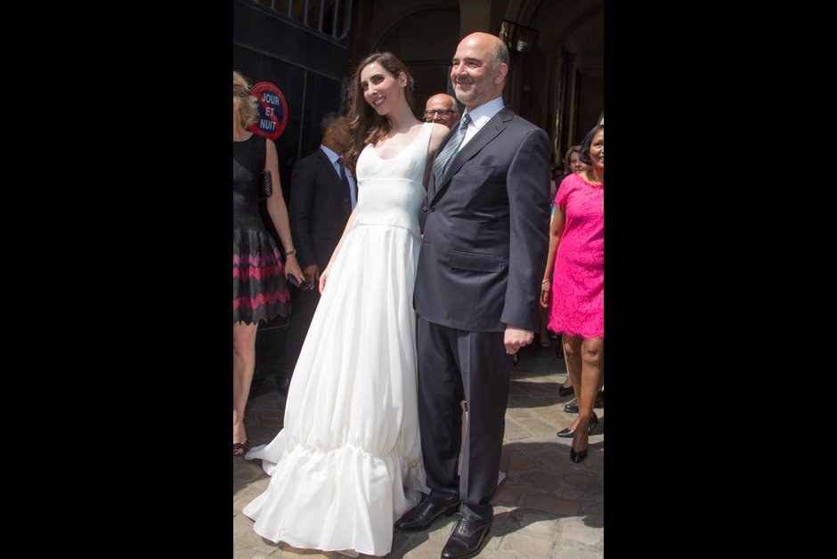 Ο Πιερ Μοσκοβισί παντρεύτηκε την κατά 23 χρόνια μικρότερη βοηθό του [εικόνες] | iefimerida.gr 5