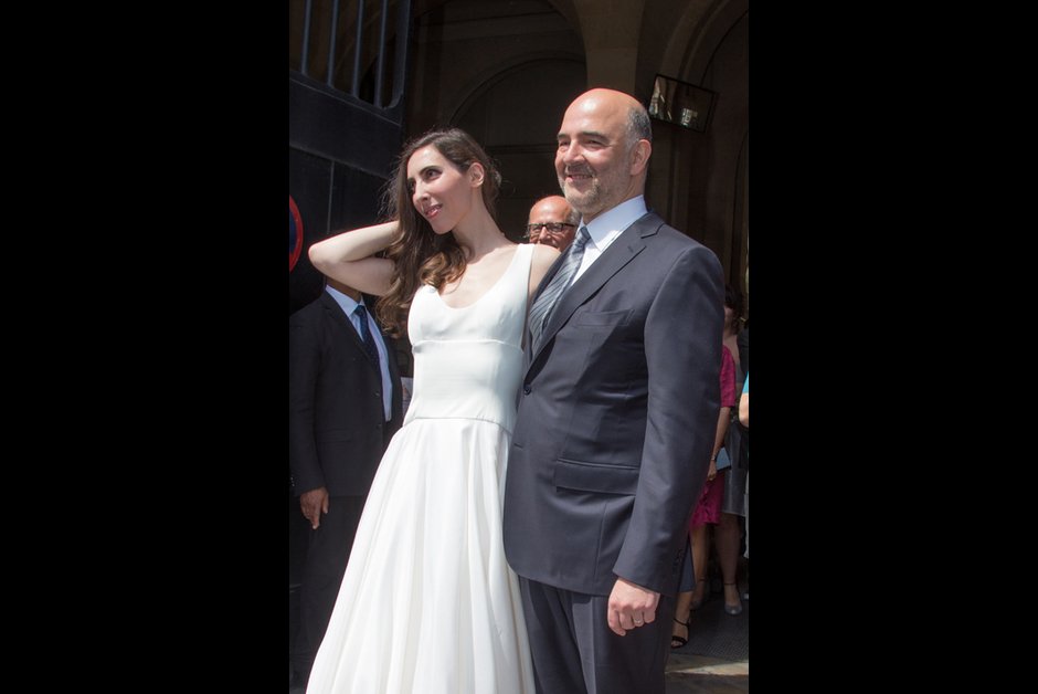 Ο Πιερ Μοσκοβισί παντρεύτηκε την κατά 23 χρόνια μικρότερη βοηθό του [εικόνες] | iefimerida.gr 7