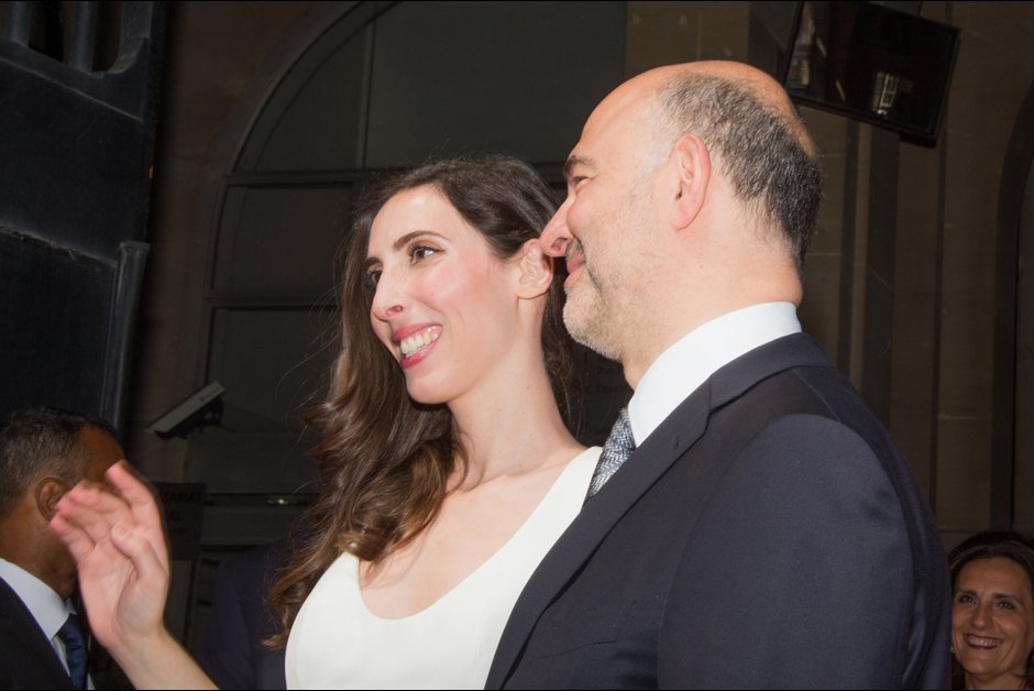 Ο Πιερ Μοσκοβισί παντρεύτηκε την κατά 23 χρόνια μικρότερη βοηθό του [εικόνες] | iefimerida.gr 8