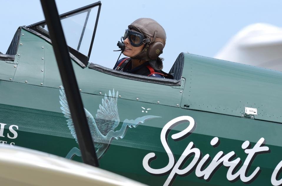 Επικό ταξίδι από γυναίκα πιλότο -Από τη Βρετανία στο Σίδνεϊ με αεροπλάνο του 1942 [εικόνες] | iefimerida.gr 0