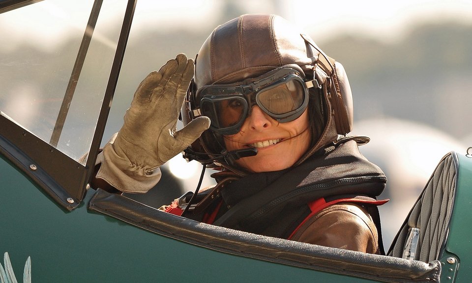 Επικό ταξίδι από γυναίκα πιλότο -Από τη Βρετανία στο Σίδνεϊ με αεροπλάνο του 1942 [εικόνες] | iefimerida.gr 2