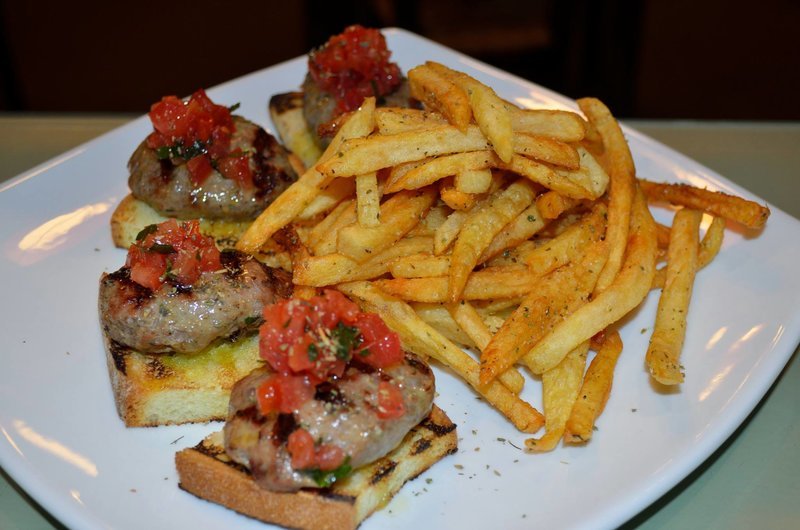 Τσικνοπέμπτη στο σπίτι- Αυτά είναι τα 10 delivery της Αθήνας με τα καλύτερα παϊδάκια, σουβλάκια, κοψίδια [εικόνες] | iefimerida.gr 6