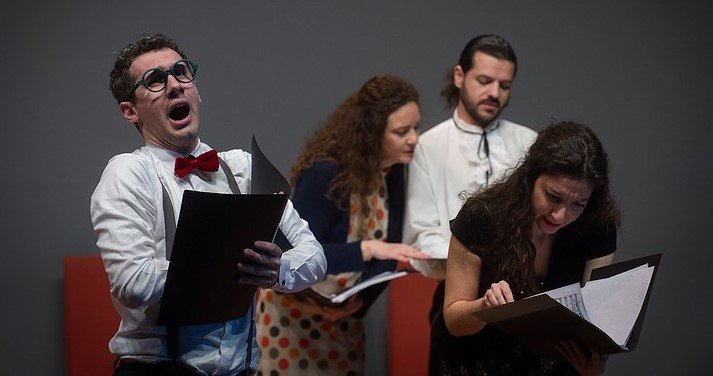 Χριστούγεννα στο Πολιτιστικό Ιδρυμα Ομίλου Πειραιώς -Προβολές, μουσική και ένα νέο καφέ [πρόγραμμα]  | iefimerida.gr 1