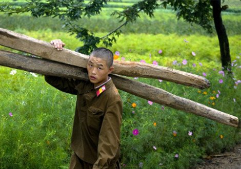 Απαγορευμένες φωτογραφίες από τη σκληρή ζωή στη Βόρεια Κορέα -Ολα όσα ο Κιμ Γιονγκ Ουν δεν θέλει να ξέρουμε [εικόνες] | iefimerida.gr 0