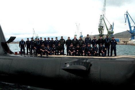 Ο Αβραμόπουλος σε ρόλο καπετάνιου στον «Πιπίνο» -Φωτογραφίες από τον πρώτο πλου του υποβρυχίου [εικόνες] | iefimerida.gr 0