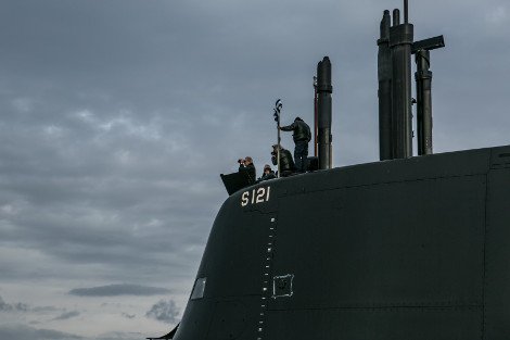 Ο Αβραμόπουλος σε ρόλο καπετάνιου στον «Πιπίνο» -Φωτογραφίες από τον πρώτο πλου του υποβρυχίου [εικόνες] | iefimerida.gr 6