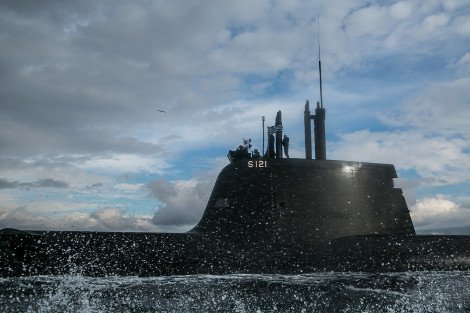 Ο Αβραμόπουλος σε ρόλο καπετάνιου στον «Πιπίνο» -Φωτογραφίες από τον πρώτο πλου του υποβρυχίου [εικόνες] | iefimerida.gr 7