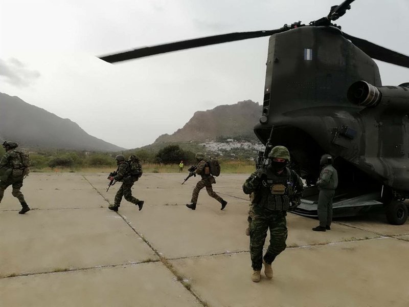 Ασκηση «Πυρπολητής»: Οι Ενοπλες Δυνάμεις εντυπωσίασαν και έδειξαν ποιος κάνει κουμάντο στο Αιγαίο [εικόνες] | iefimerida.gr 3