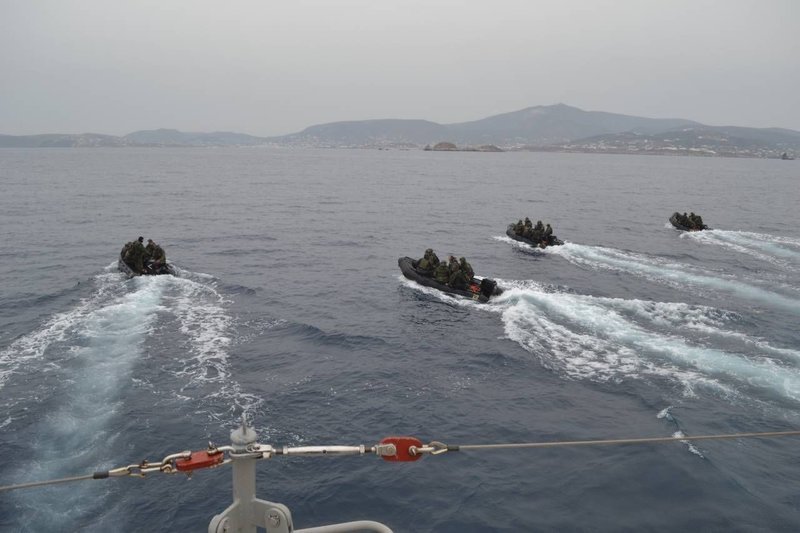 Ασκηση «Πυρπολητής»: Οι Ενοπλες Δυνάμεις εντυπωσίασαν και έδειξαν ποιος κάνει κουμάντο στο Αιγαίο [εικόνες] | iefimerida.gr 6