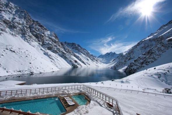 Μόνο για τολμηρούς: Πολυτελείς πισίνες σε θερμοκρασίες υπό το μηδέν [εικόνες]  | iefimerida.gr 5