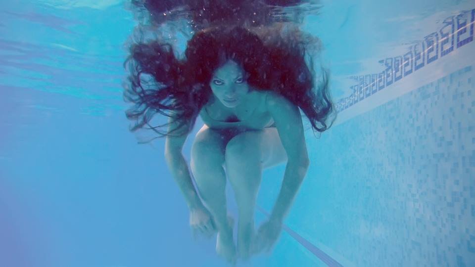  «Τα τέσσερα τετραγωνικά (4m2)» -Από τον Φρέντυ Γερμανό στο Αγγέλων Βήμα [εικόνες] | iefimerida.gr 2