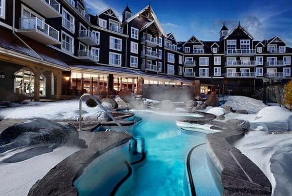 Μόνο για τολμηρούς: Πολυτελείς πισίνες σε θερμοκρασίες υπό το μηδέν [εικόνες]  | iefimerida.gr 0