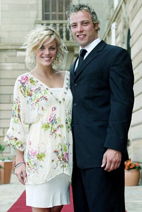 Ολες οι γυναίκες που πέρασαν από τη ζωή του Οσκαρ Πιστόριους πριν τη Ρίβα [εικόνες] | iefimerida.gr 2