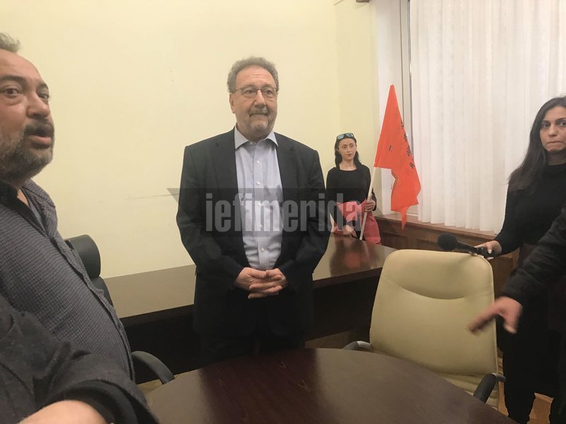 Με τον Πιτσιόρλα συναντήθηκαν οι εκπρόσωποι της ΠΟΕ-ΟΤΑ [εικόνες & βίντεο] | iefimerida.gr 0