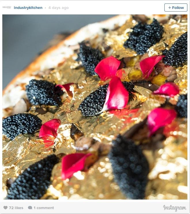 Εστιατόριο στη Νέα Υόρκη σερβίρει «χρυσή» πίτσα 24 καρατίων –Στοιχίζει «μόλις» 2.000 δολάρια [εικόνες]  | iefimerida.gr 2