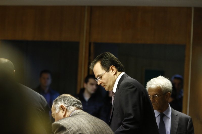 Ξεκίνησε η δίκη Παπακωνσταντίνου στο Ειδικό Δικαστήριο: «Είμαι αθώος» δήλωσε ο πρώην υπουργός [εικόνες] | iefimerida.gr 7