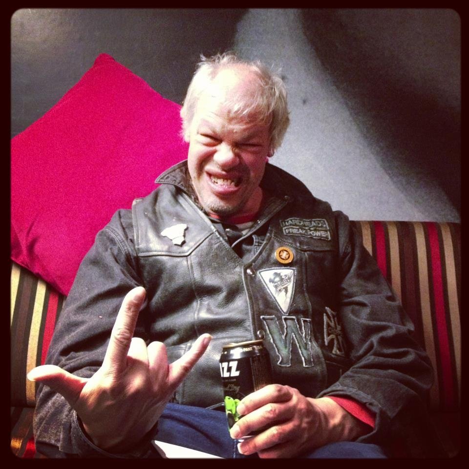 Η πανκ μπάντα που σπάει τα στερεότυπα στη Eurovision -Τα μέλη της έχουν σύνδρομο Down [εικόνες & βίντεο] | iefimerida.gr 2