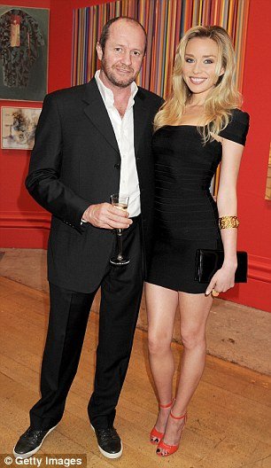 Νεκρός ο μεγιστάνας Scot Young: Τα πάθη, η χλιδή, η χρεοκοπία και η καταστροφή του 52χρονου εκατομμυριούχου [εικόνες]  | iefimerida.gr 6