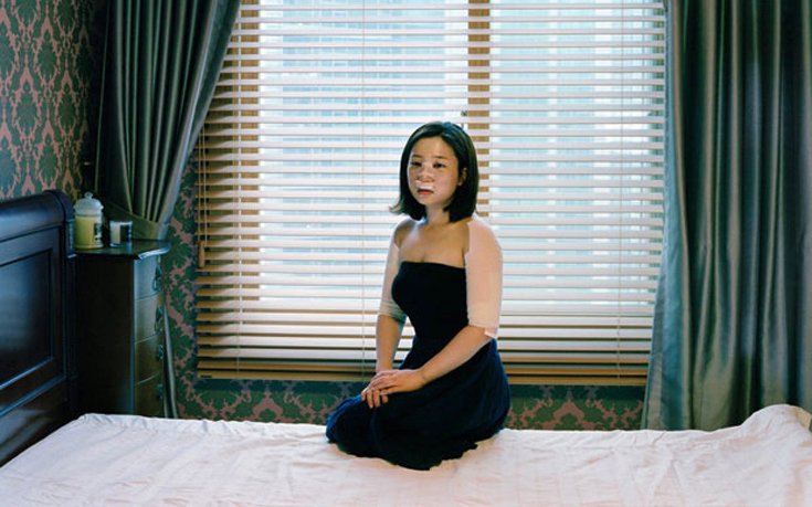 «Ζουμ» στις αίθουσες ανάρρωσης – Πώς είναι οι γυναίκες μετά από τις αισθητικές επεμβάσεις [εικόνες]  | iefimerida.gr 0