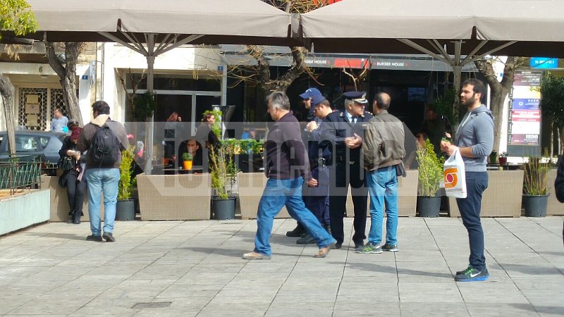 Εγκλωβισμένοι μετανάστες στην πλατεία Βικτωρίας -Γέμισαν τα κέντρα φιλοξενίας σε Ελληνικό, Σχιστό και Ελαιώνα [εικόνες] | iefimerida.gr 5