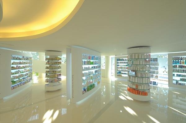 To πιο φουτουριστικό φαρμακείο που έχουμε δει στον κόσμο, βρίσκεται στην Γλυφάδα! [εικόνες] | iefimerida.gr 2