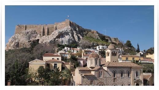 Στην Πλάκα για την 28η -Εκεί που σήμανε η καμπάνα της απελευθέρωσης [εικόνες]  | iefimerida.gr 1