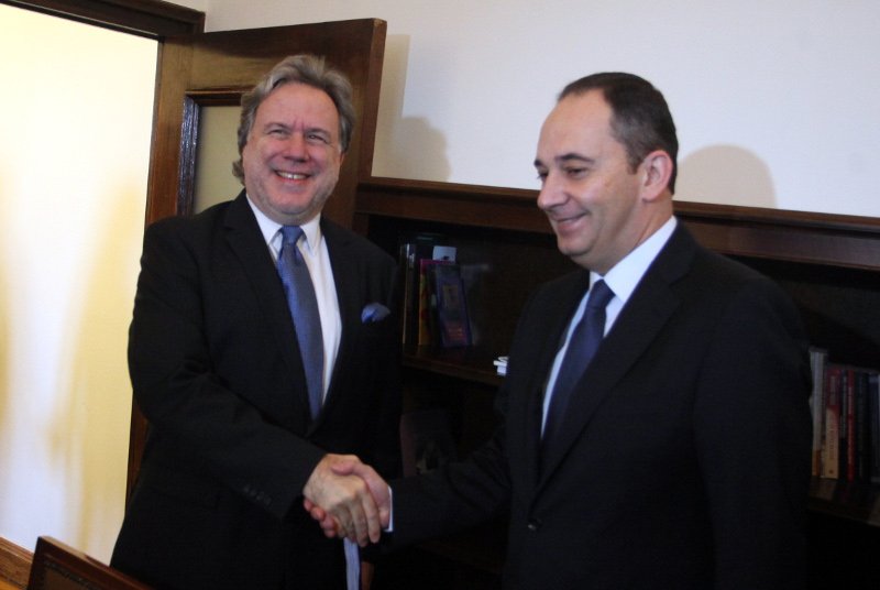 «Οχι» από την αντιπολίτευση στην κυβέρνηση για το ασφαλιστικό | iefimerida.gr 0