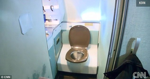 Τί δουλειά έχει ένα αεροσκάφος της Ολυμπιακής σε δάσος του Όρεγκον; [εικόνες] | iefimerida.gr 2