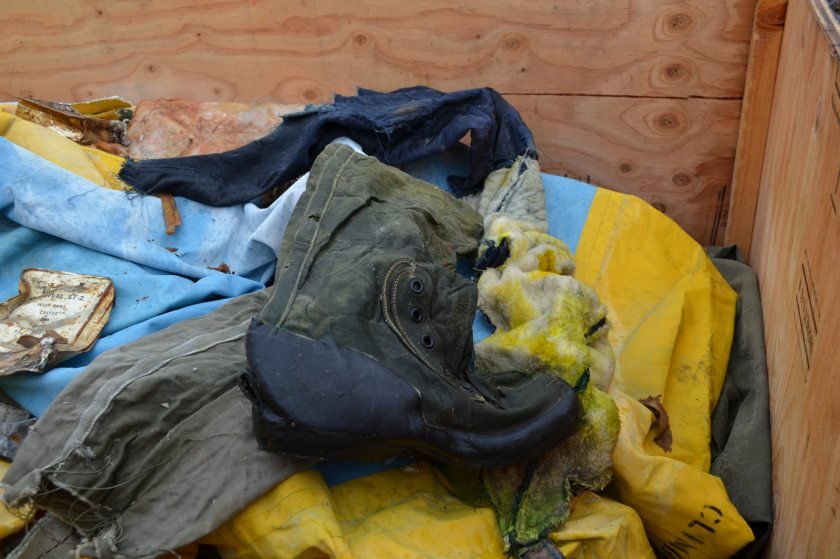 Νεκροί στρατιωτικοί θαμμένοι στους πάγους για 62 χρόνια - Είχε συντριβεί το αεροπλάνο τους στην Αλάσκα[εικόνες] | iefimerida.gr 4