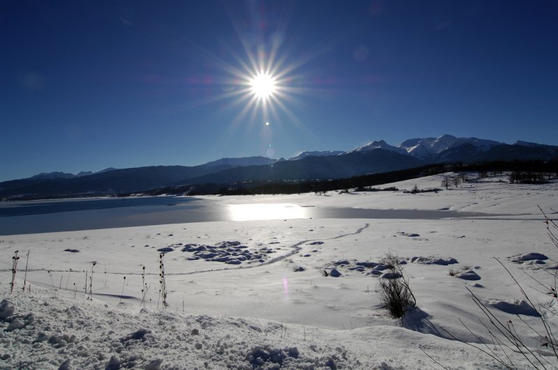 Η λίμνη Πλαστήρα στα λευκά -«Μαγικό» τοπίο [εικόνες] | iefimerida.gr 8