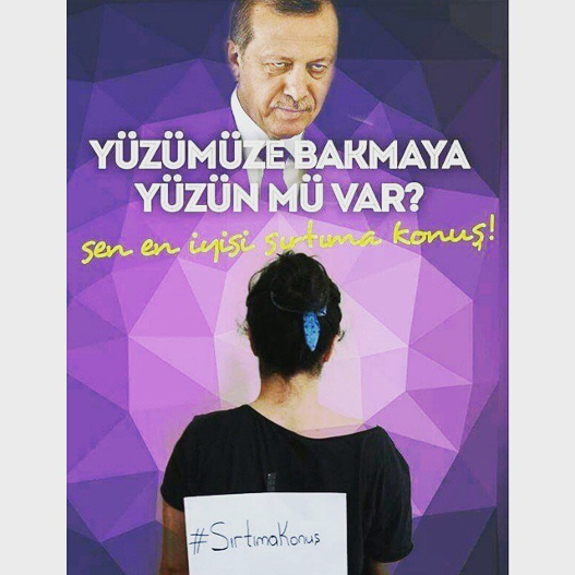 Γιατί οι γυναίκες στην Τουρκία γυρίζουν την πλάτη στον Ερντογάν, κυριολεκτικά [εικόνες] | iefimerida.gr 7