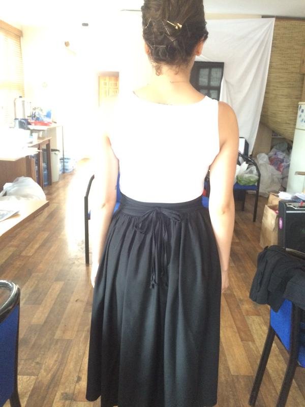 Γιατί οι γυναίκες στην Τουρκία γυρίζουν την πλάτη στον Ερντογάν, κυριολεκτικά [εικόνες] | iefimerida.gr 4