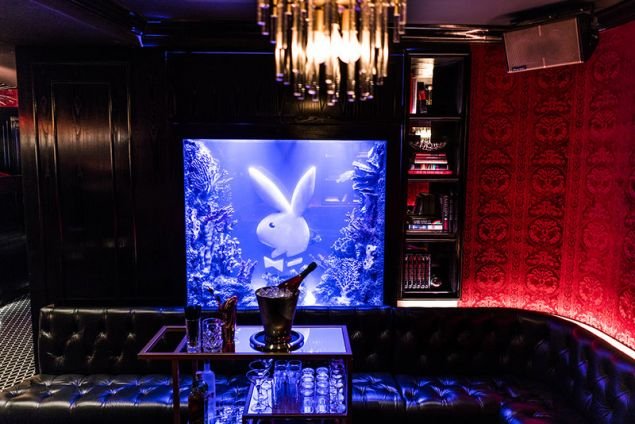 Κι όμως το Playboy Club είναι γεγονός, καθώς άνοιξε τις πόρτες τους στην Νέα Υόρκη και συγκεκριμένα στο δυτικό Μανχάταν, στις 15 Σεπτεμβρίου 2018.