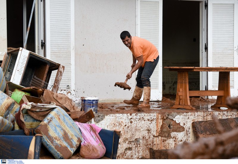 Αυτοψίες στη Δυτ. Αττική -Καταστράφηκαν 441 σπίτια & 112 επιχειρήσεις [εικόνες]  | iefimerida.gr 1