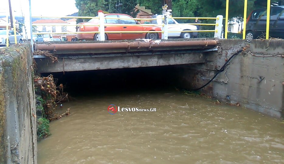 H κακοκαιρία σαρώνει κάθε γωνιά της χώρας -Προβλήματα από τη Β. Ελλάδα μέχρι την Κρήτη  [εικόνες & βίντεο] | iefimerida.gr 1