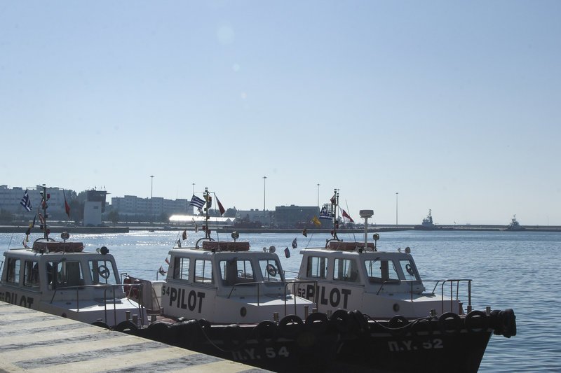  Σαν καινούριες οι πλοηγίδες στον Πειραιά -Τα σκάφη ανακατασκευάστηκαν και έχουν πλέον νέες μηχανές [εικόνες] | iefimerida.gr 3