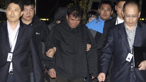 Συγκλονίζει το σημείωμα του αυτόχειρα καθηγητή μαθητών που πνίγηκαν στο ναυάγιο της Νοτίου Κορέας | iefimerida.gr 1