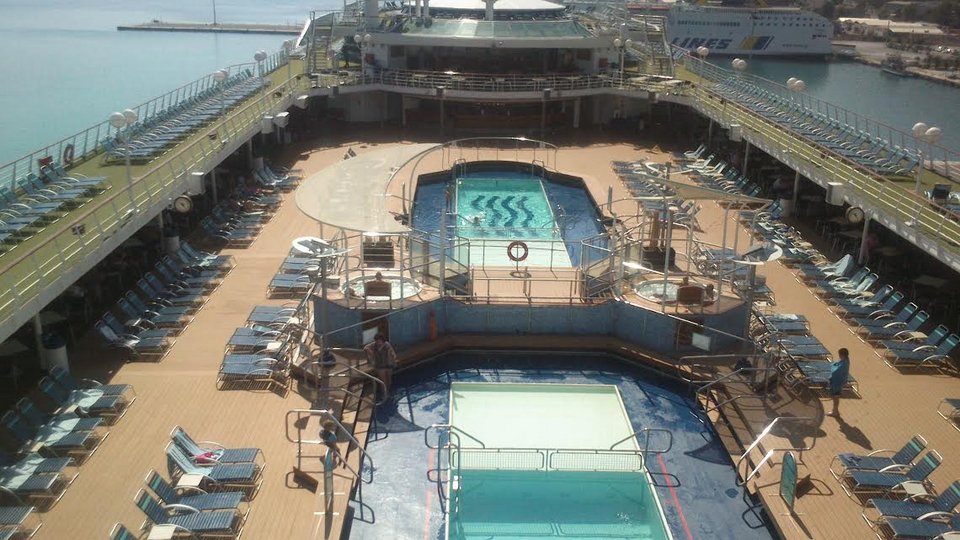 Για πρώτη φορά στην Κρήτη το ιστορικό κρουαζιερόπλοιο Sovereign -Ενα επιβλητικό «παλάτι» [εικόνες] | iefimerida.gr 0