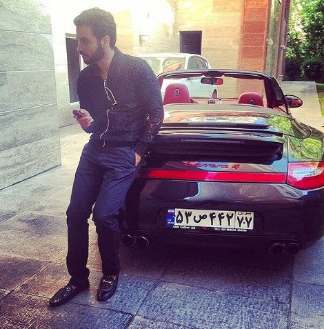 Τα πλουσιόπαιδα της Τεχεράνης προκαλούν στο Ιnstagram: Rolex, τζετ, μπικίνι, πανάκριβα αυτοκίνητα και άλλες εικόνες που ξενίζουν  [εικόνες] | iefimerida.gr 13