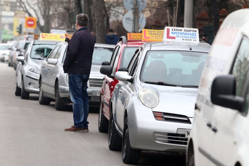 Θεσσαλονίκη: Στους δρόμους φορτηγά, βυτιοφόρα και ταξί [εικόνες & βίντεο] | iefimerida.gr 5