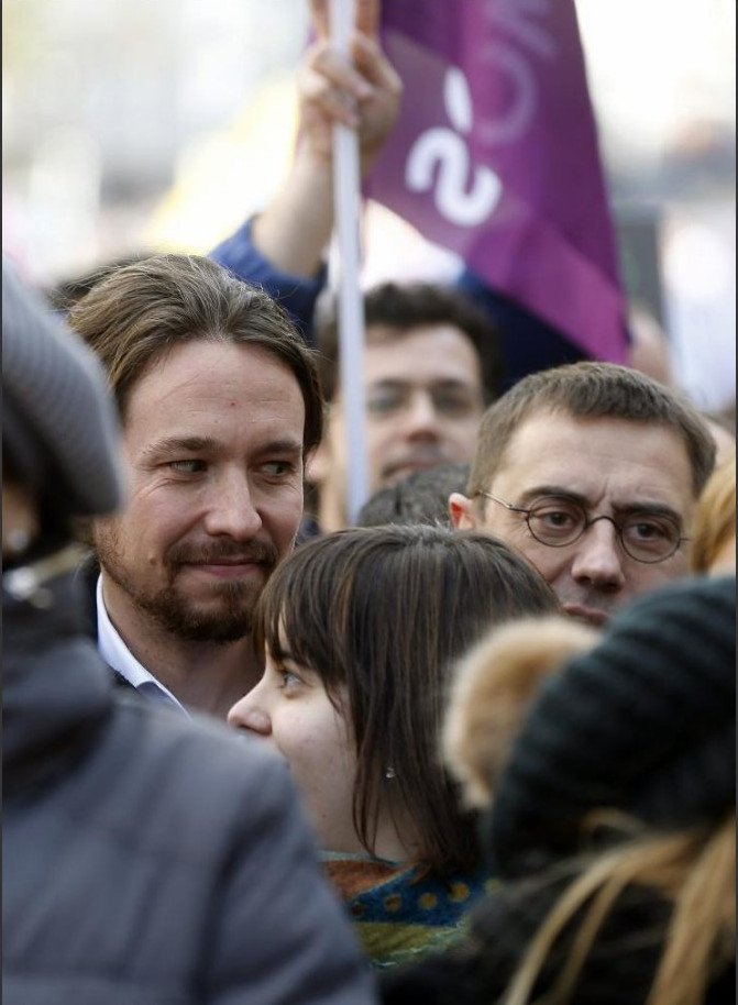 Τικ-τακ, ήρθε η ώρα της αλλαγής: Ο Ιγκλέσιας μίλησε σε χιλιάδες Ισπανούς στα ελληνικά [εικόνες & βίντεο] | iefimerida.gr 6