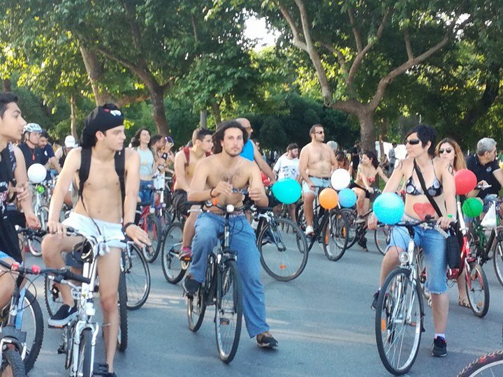 Γυμνή ποδηλατοδρομία στη Θεσσαλονίκη! [εικόνες] | iefimerida.gr 5