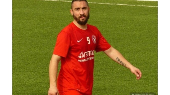 Θρήνος στην Κρήτη για τον ποδοσφαιριστή που ξεψύχησε έπειτα από τροχαίο [εικόνες] | iefimerida.gr 0