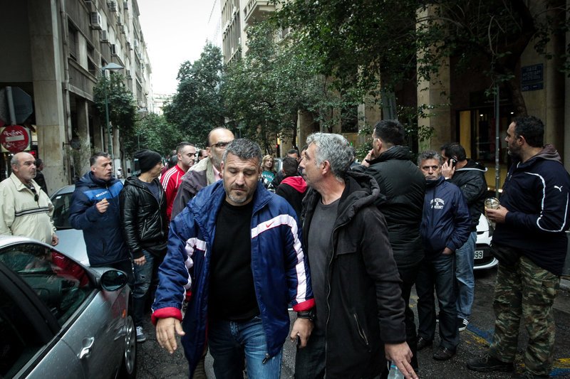 Η Εκτελεστική Επιτροπή της Π.Ο.Ε.-Ο.Τ.Α αποφάσισε τα γκαράζ καθαριότητας όλων των Δήμων της χώρας να παραμείνουν κλειστά τη Δευτέρα 19 Νοεμβρίου 2018