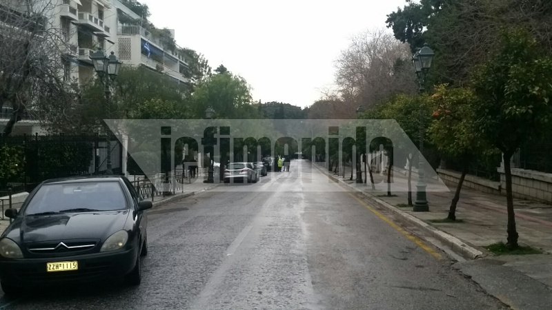 Τα ΜΑΤ εμπόδισαν τους εργαζόμενους στα νοσοκομεία να φτάσουν στο Μαξίμου -Ζήτησαν να δουν τα πανό | iefimerida.gr 1