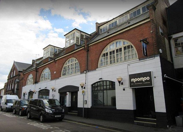 Βρετανία: Βίασαν 18χρονη σε πάρτι κυνηγιού Pokemon [εικόνες] | iefimerida.gr 1